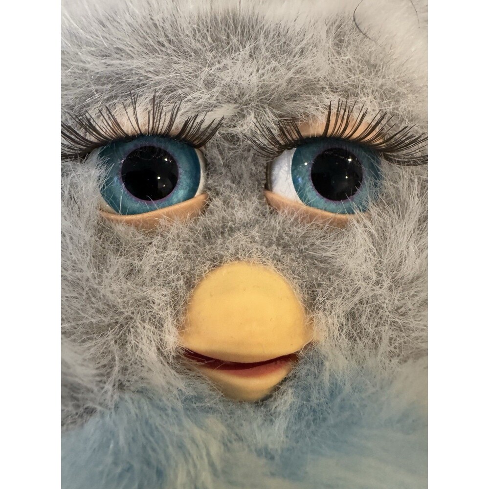 Furby Cloudy Sky 2005 emoto tronic model grey fur blue eyes Hasbro Rare Working - Picture 2 of 7